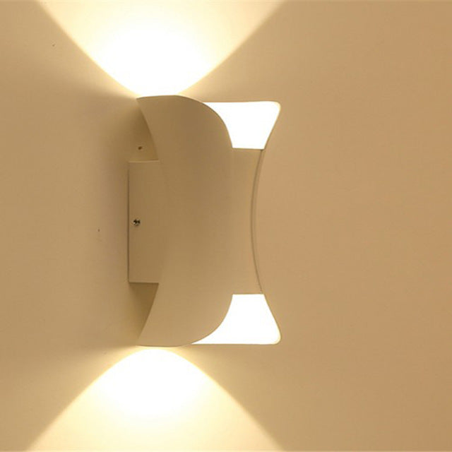 Modern LED Wall Light